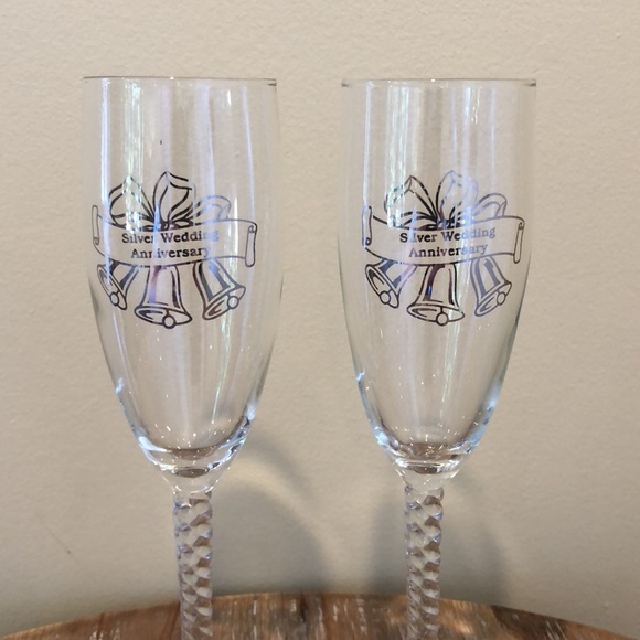 Silver Wedding Anniversary Set of Two Stemmed Glasses. Champagne Flutes - Picture 8 of 17